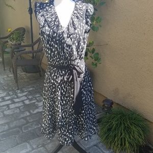 Summer dress in black and white print.